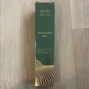 Earth and Moon Grounding Mat